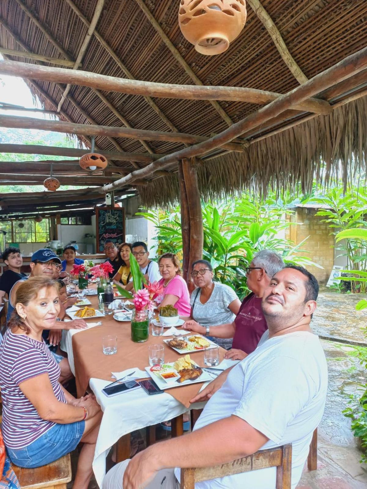 Canto Del Rio Lodge Тарапото Экстерьер фото